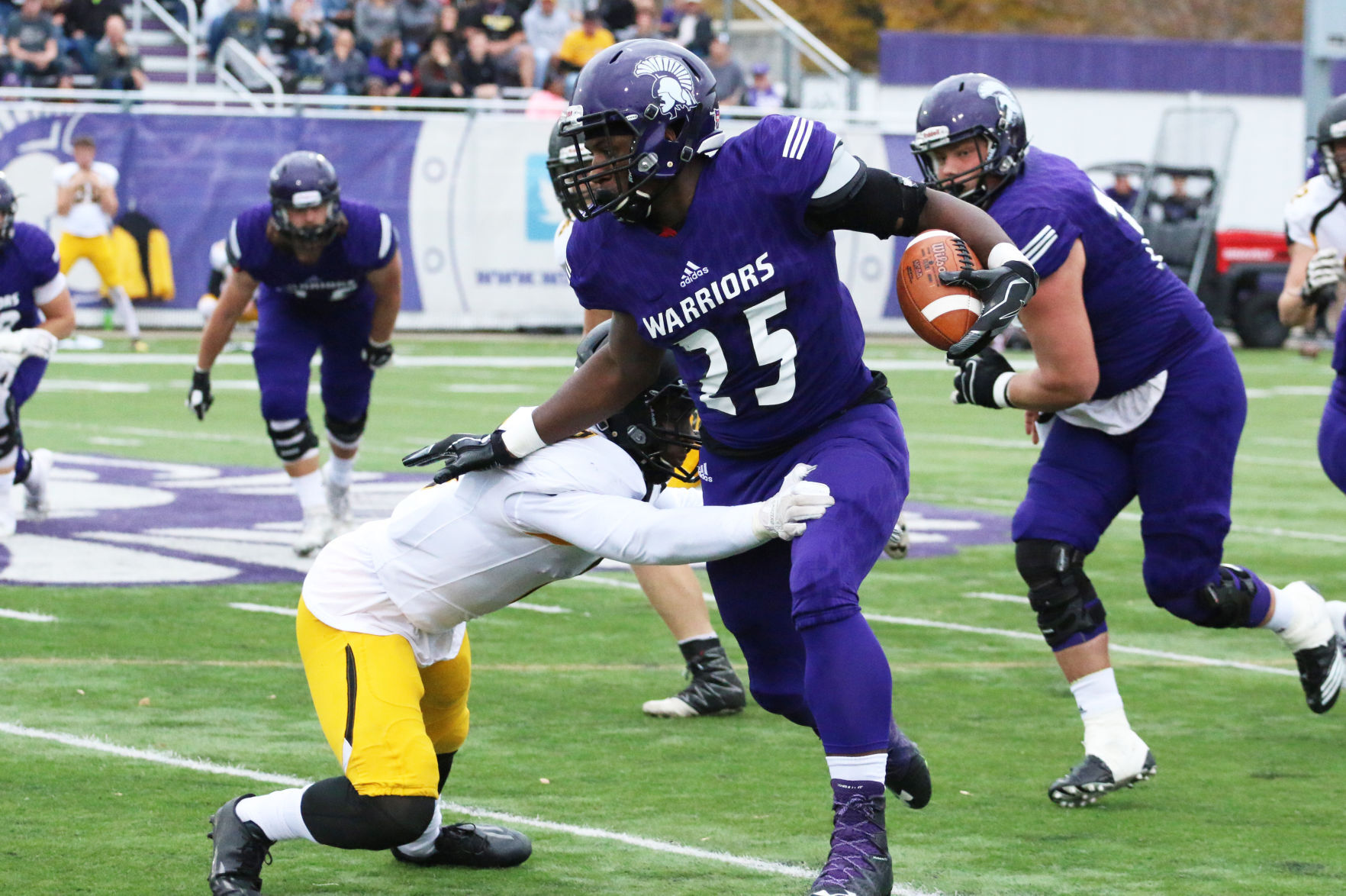 Winona State vs. Wayne State 01
